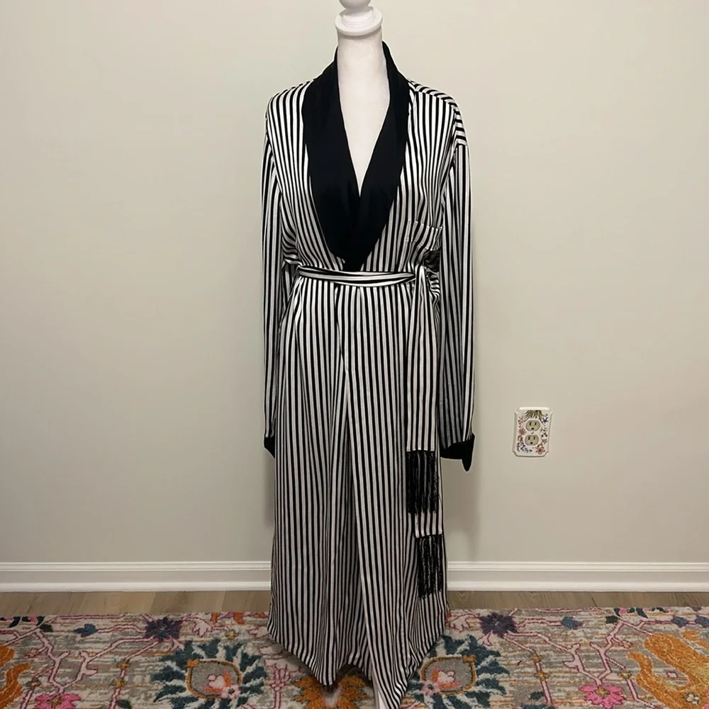 Ralph Lauren $2890 Purple Label Black and White Stripe Kalpita Coat Size 10 - Picture 5 of 15